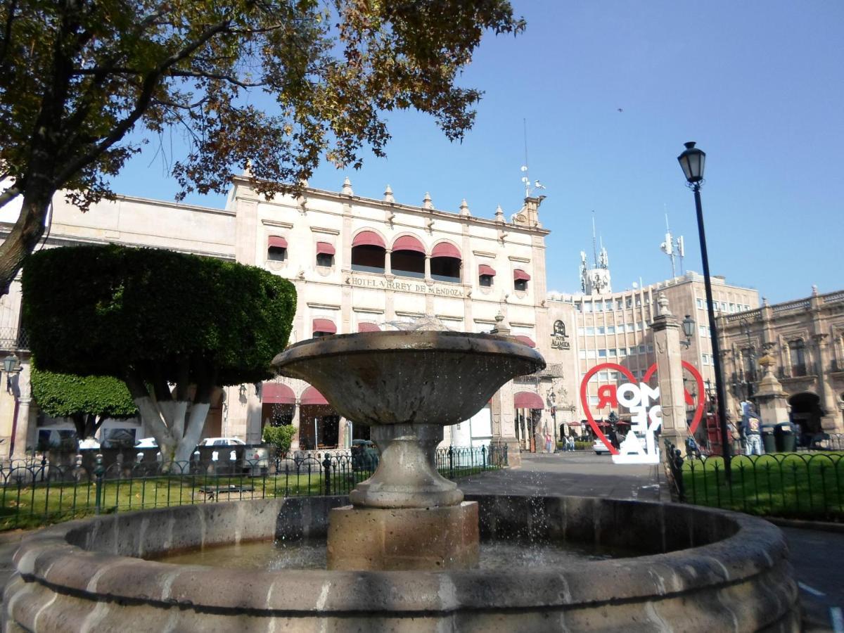 Virrey De Mendoza Hotel Morelia Exterior foto