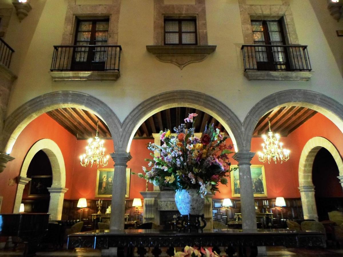 Virrey De Mendoza Hotel Morelia Exterior foto